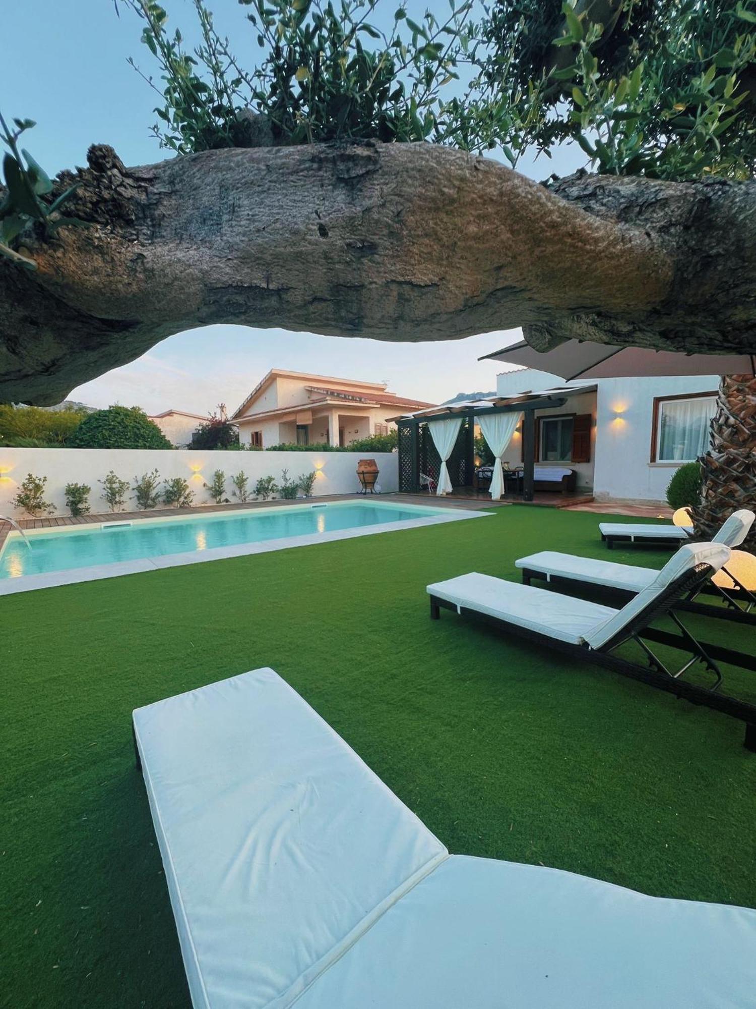 Villa I Mori Di Noro Valderice Exteriér fotografie